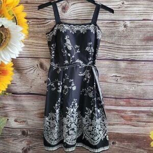 Chic Madison Leigh Black Floral Lace-Trim Sundress